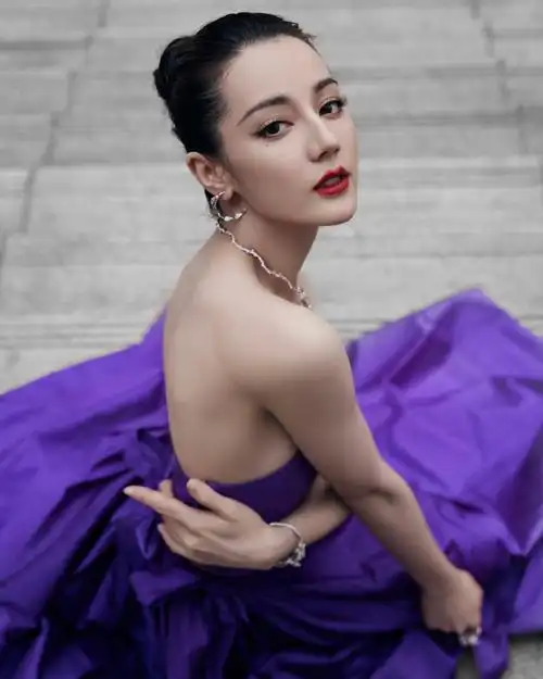 voguefilm##迪丽热巴