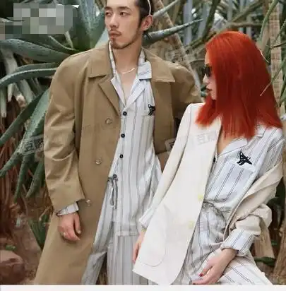 杨紫张艺兴穿情侣款睡衣,为官宣恋情做准备?粉丝:同款而已!