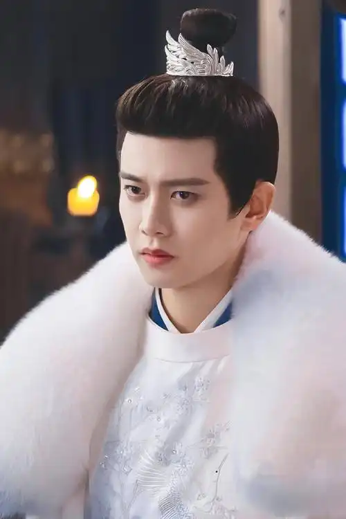 过来给任嘉伦小南辰王盖个美颜楼