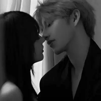 60组精选黑白情头双人两张图片_情侣头像_头像屋