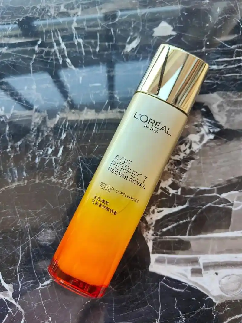 我的年度爱用乳液.欧莱雅花蜜系列我一直很有好感,小蜜罐,鎏金 - 抖音