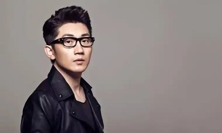 梁博和他的团队,梁博现在的女友赵露