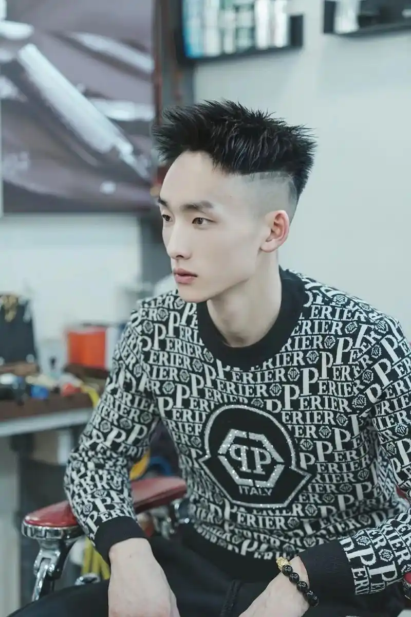 2024清爽男士短发推荐.2024时尚抓刺短发推荐,渣男必备 - 抖音