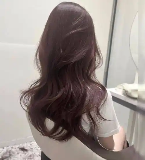 背影杀手(大波浪)_中国_发型_形象