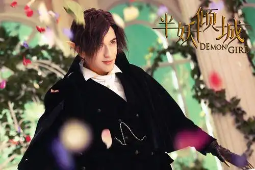 《半妖倾城》深情幽瞳冬眠 网友大呼心疼米热