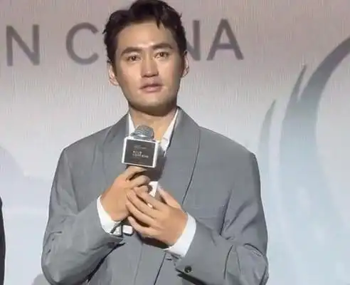 刘诗诗为袁弘新片打call袁弘最新电影个人资料介绍