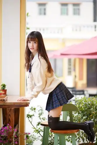 【美图共享】◆ 短裙美女