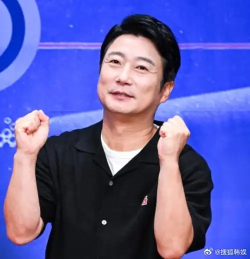 李东海,曺圭贤,刘宪华,sunny,tiffany,崔秀英,徐贤,郑秀晶,宋茜,amber