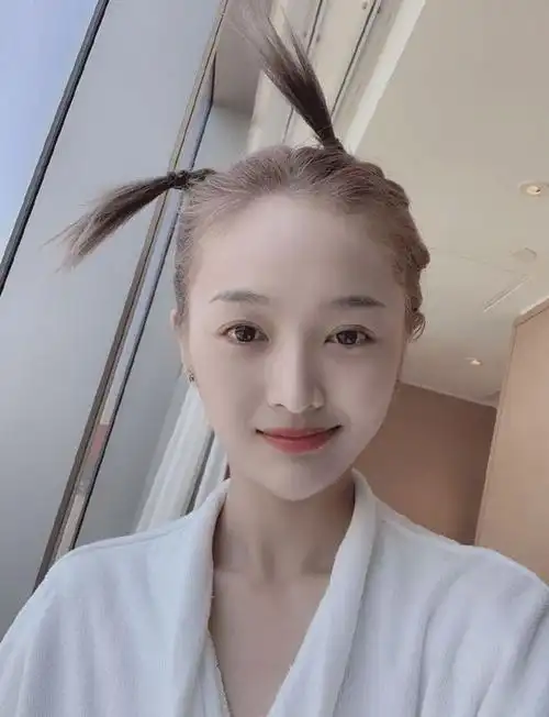 天生扁头梳什么发型都塌?来看看女明星怎么解决