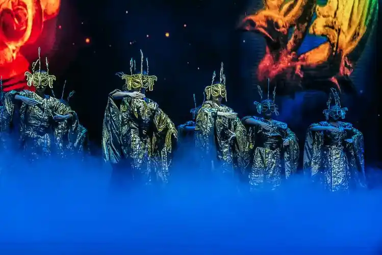 首届四川艺术节德阳市综艺演出舞蹈梦幻三星堆