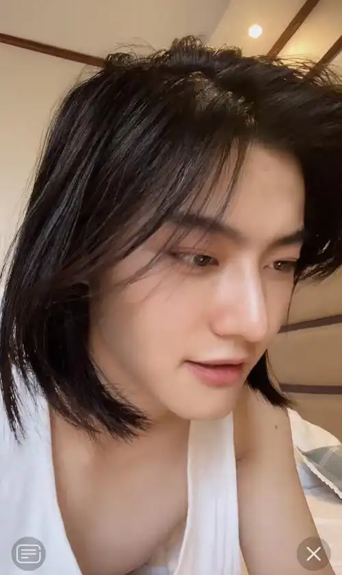 薛八一素颜照这是真实的吗