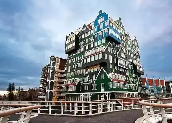 马赛克 | 我要住在奇奇怪怪的酒店里