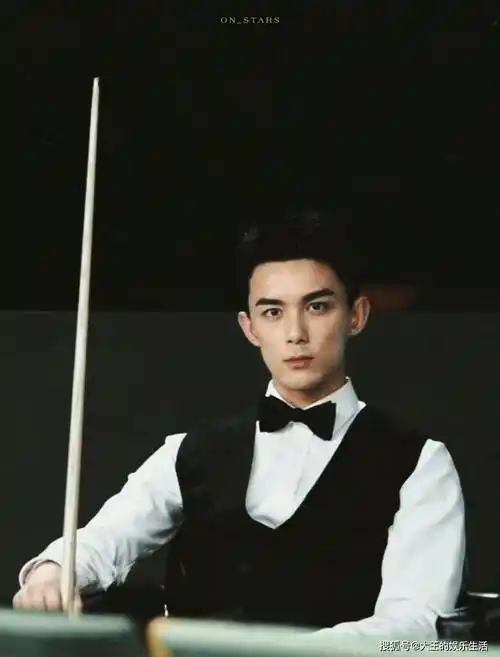 7位"等比例"长大的童星,长得只有身高,长相如同"复制粘贴"_杨幂_吴磊