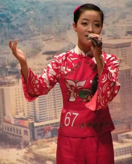 王小妮(中国大陆青年民族女歌手))_石塘网