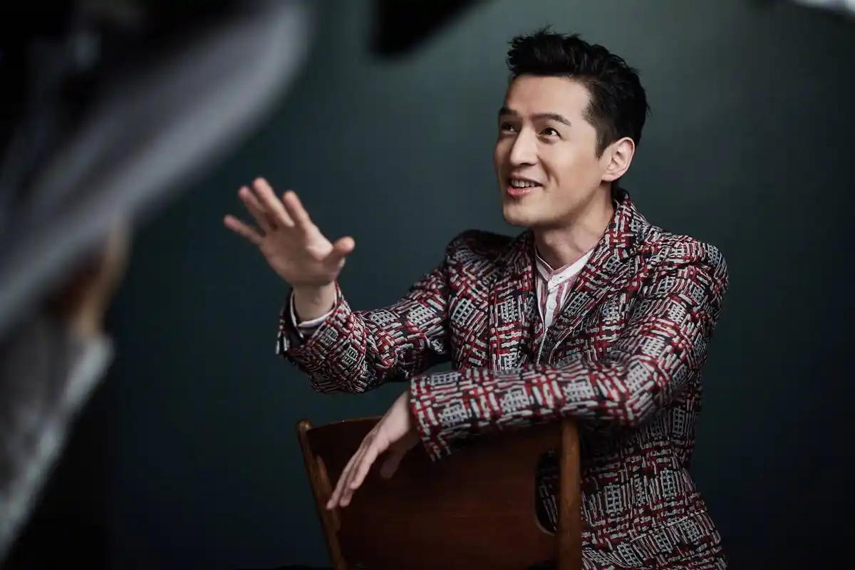 胡歌2018春装阿玛尼 - 堆糖,美图壁纸兴趣社区