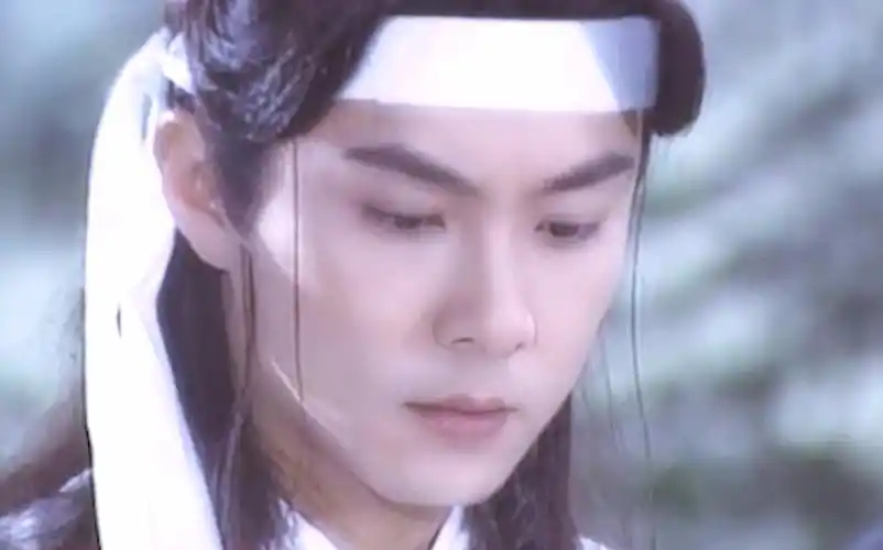 前辈无心之言伤透张卫健,他削发明志,只为证明自己没毛也很好