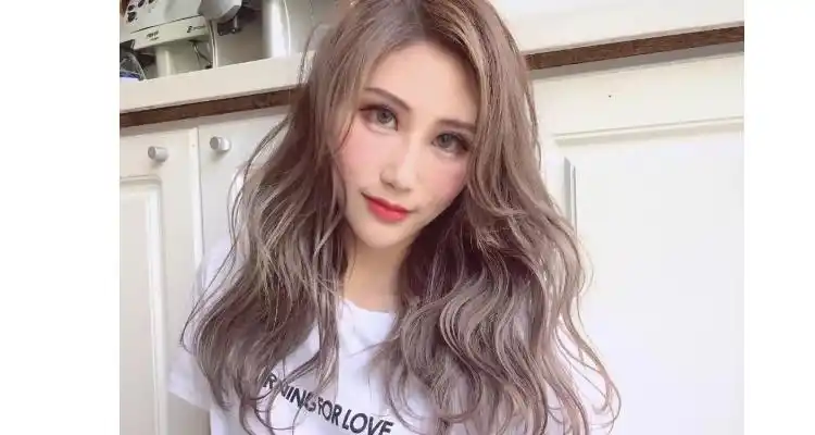 脸大脖子短胖女生发型