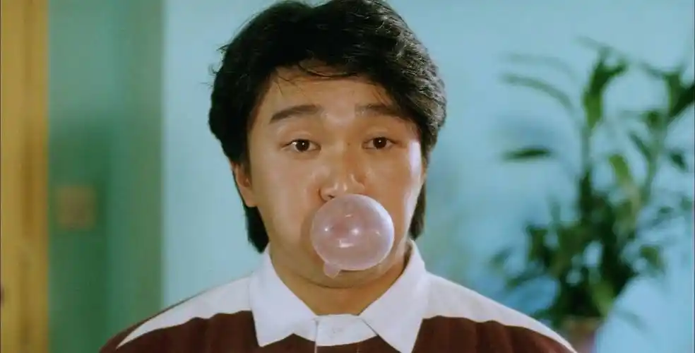 《逃学威龙》:星爷的经典,每看一次都要笑得停不下来