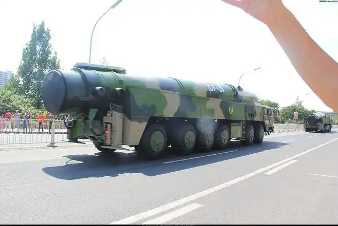 东风26 (3456×2318)