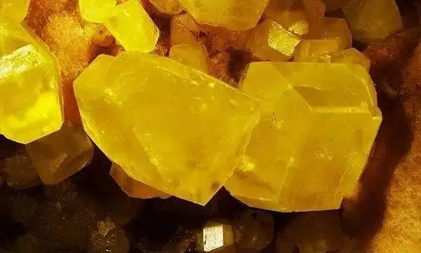 【中药】百信医考通老师带领您每天记一味中药——硫黄