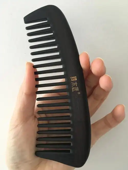 谭木匠黑檀梳,帮忙看下是正品吗