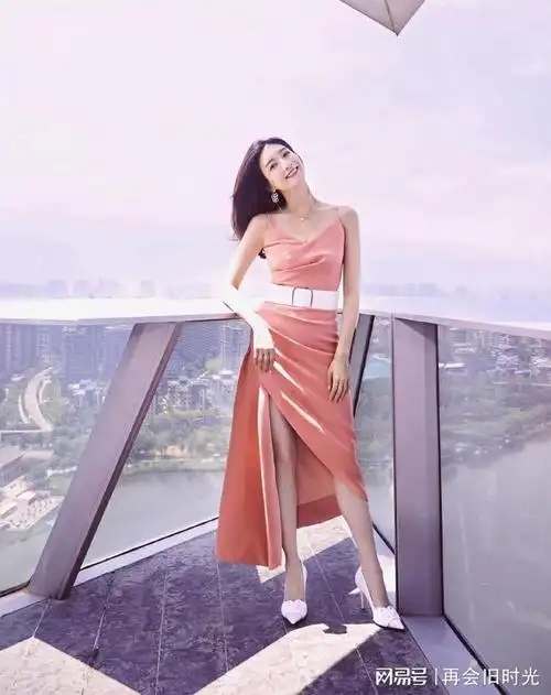 江疏影白玉美腿集合以后叫你腿精好不好