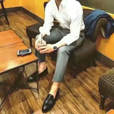 陈伟霆西装头像