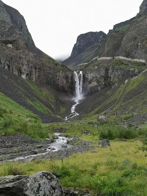 长白山之旅:美篇…长白瀑布