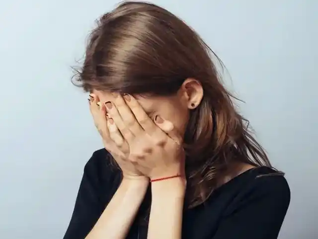 《回响》中女性对亲密关系的渴望,比单纯对"爱"的纠结更具价值