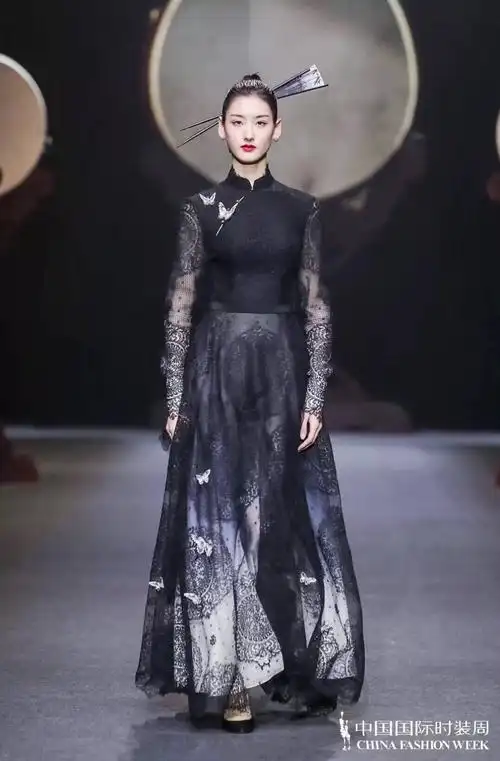 盖娅传说不愧是最美中国风时装