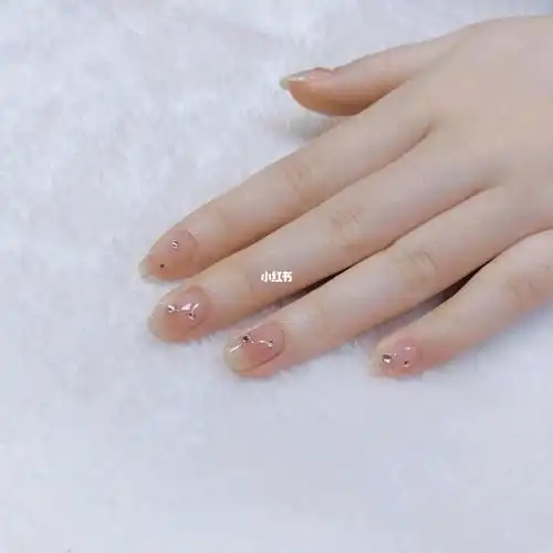 巨显白干净的美甲我爱了