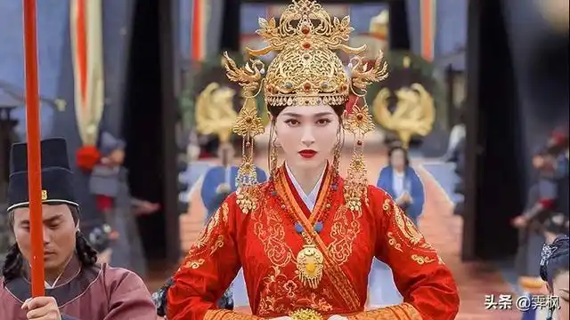 古装剧10个美绝人寰皇后造型!唐嫣华丽,江疏影优雅,杨幂最霸