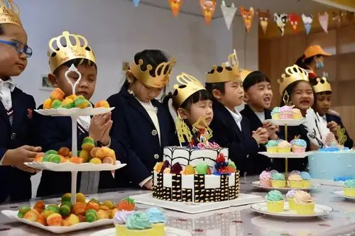 爱唯米奇快乐生活主题生日狂欢派对创造属于孩子的独特记忆