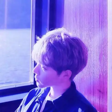 紫色帅气头像超帅超酷超甜的男头