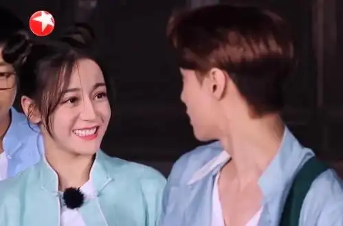 张艺兴都非常佩服热巴,这么厉害啊.