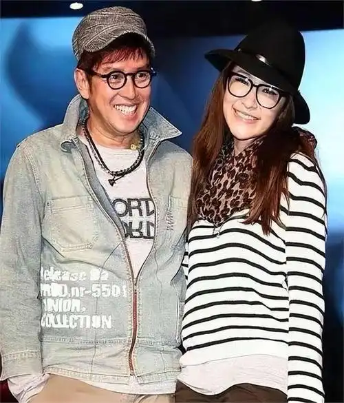 和谭咏麟一起丁克,却儿子夺权遁入空门的杨洁薇,现状如何