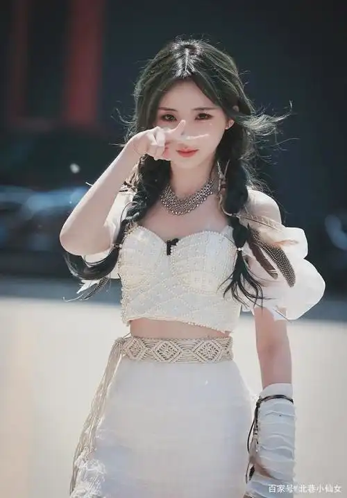 郑乃馨英文名是nene,泰国华裔,参加腾讯《创造营2020