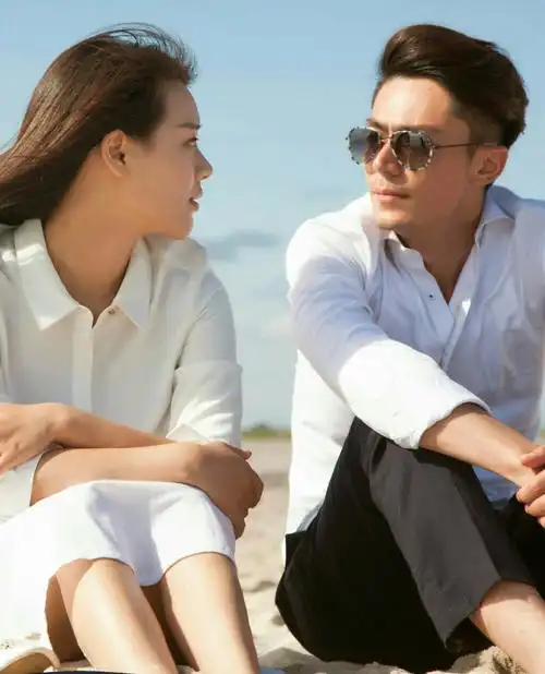 霍建华 马思纯 他来了请闭眼