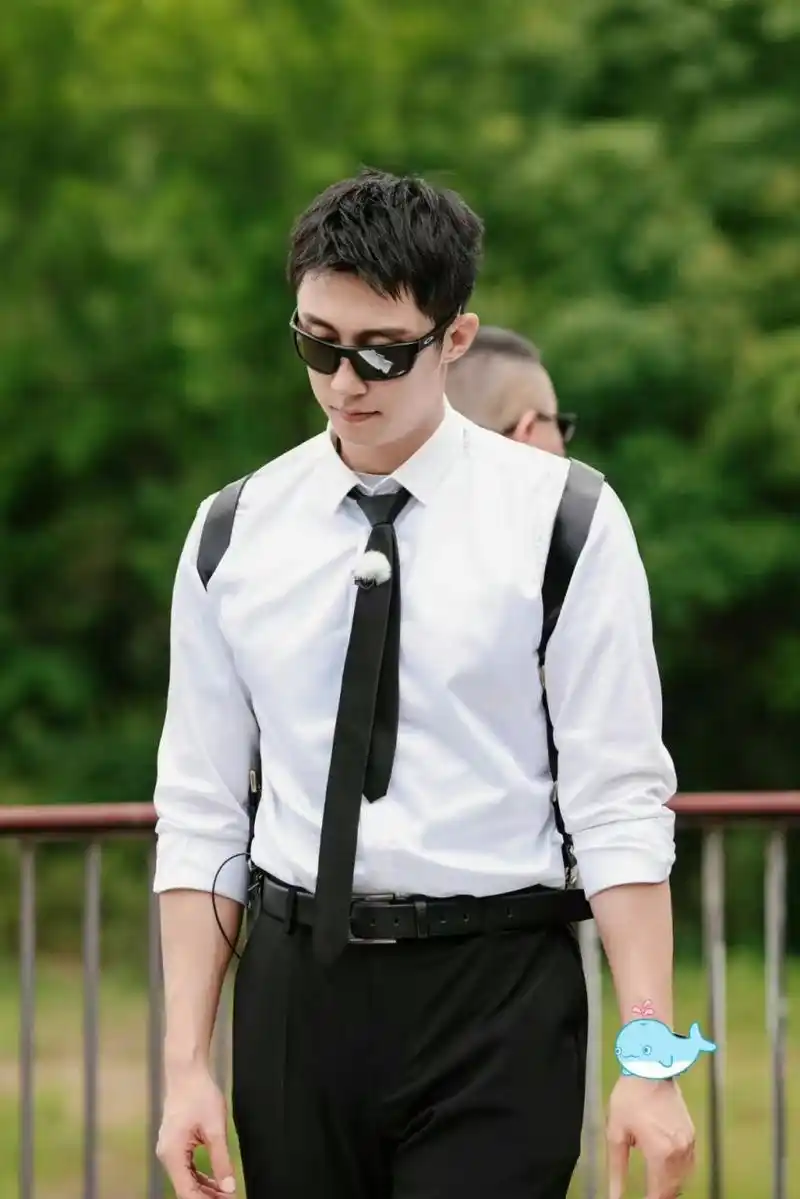 黄景瑜和极限挑战保安打起来了# 黄景瑜大魔王怎么这么帅呢!