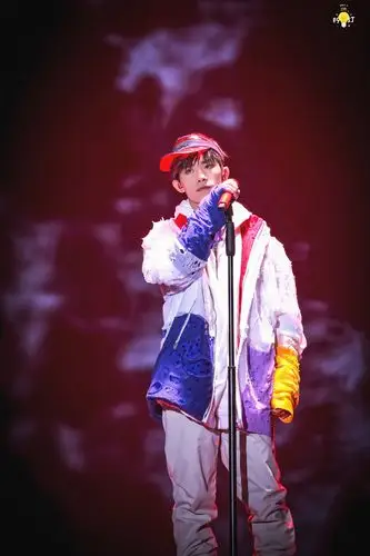 易烊千玺 #tfboys 十八岁成人礼生日会 高清 帅气