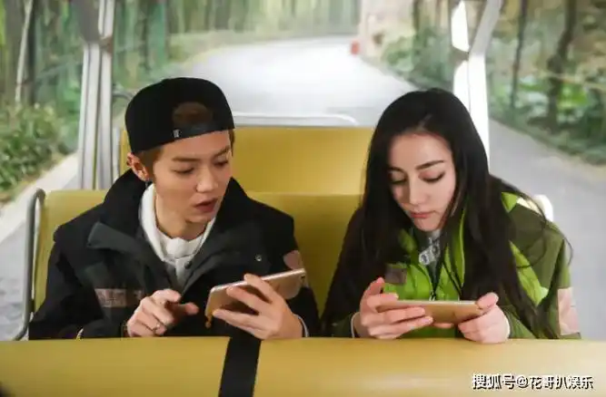 张佳宁切错号,夸自己跟谁都有cp感,鹿晗迪丽热巴的cp史又被挖出_cp