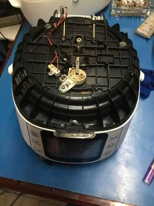 苏泊尔电压力锅e0故障维修