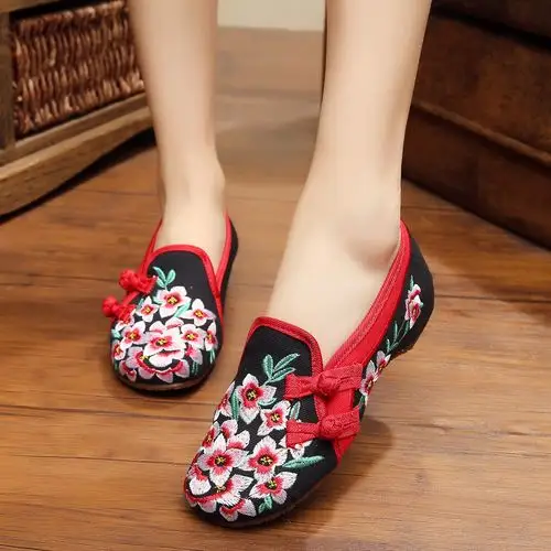 2016新款单鞋 老北京绣花民族风女士布鞋 黑色 37