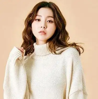 韩式卷发中长发小清新图片女_发型造型_宝妈时尚生活网