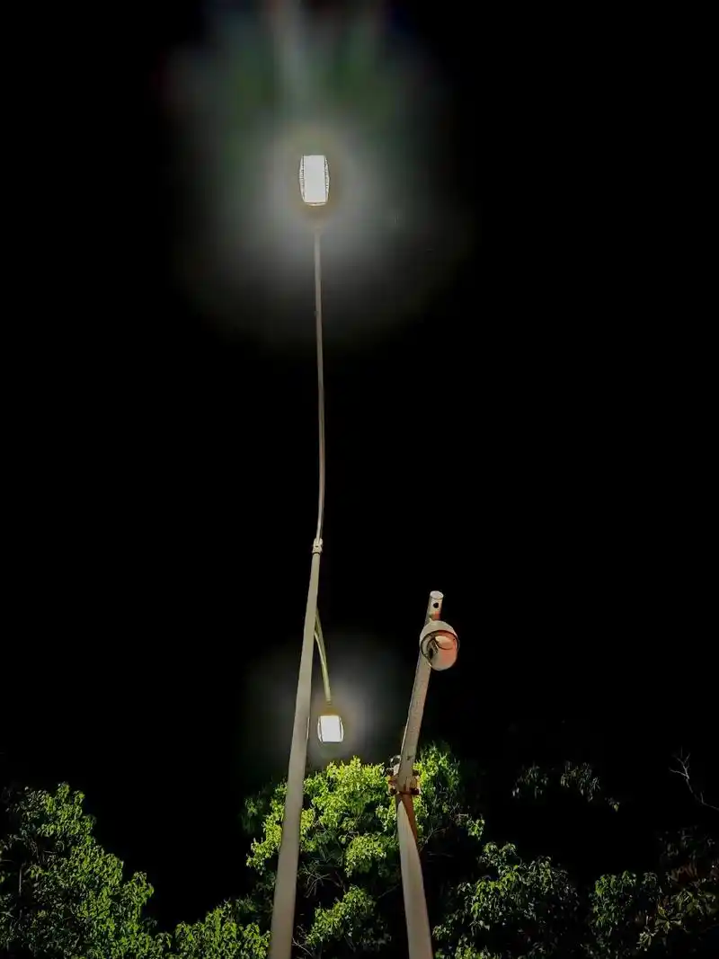 夜看路灯
