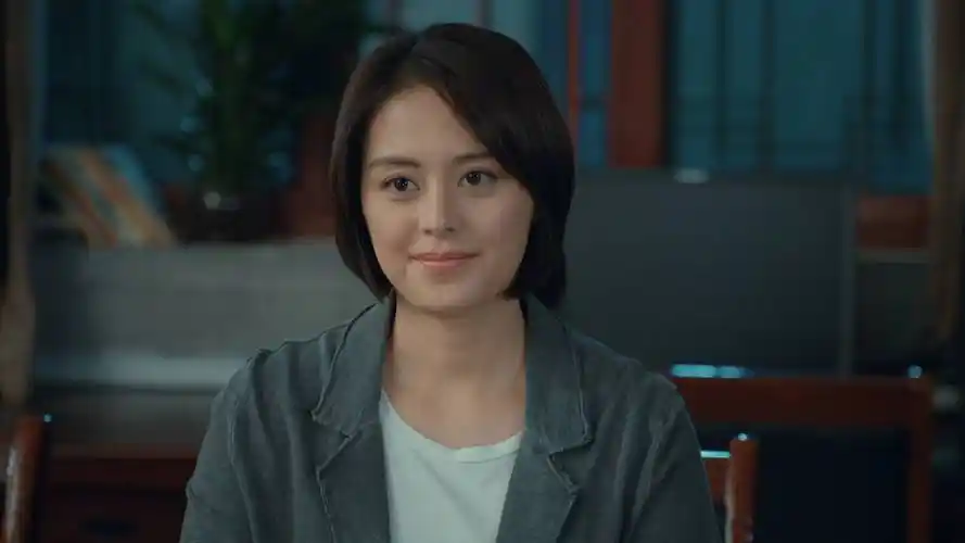 在章丘拍摄的三泉溪暖央视开播主演山东姑娘王力可希望年轻干部以高