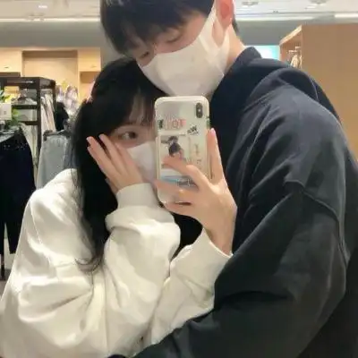 2023cp感十足的真人情侣头像两张一组配对图片