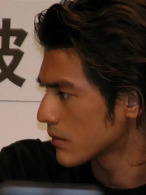 让金城武晒黑了看看还能有多帅