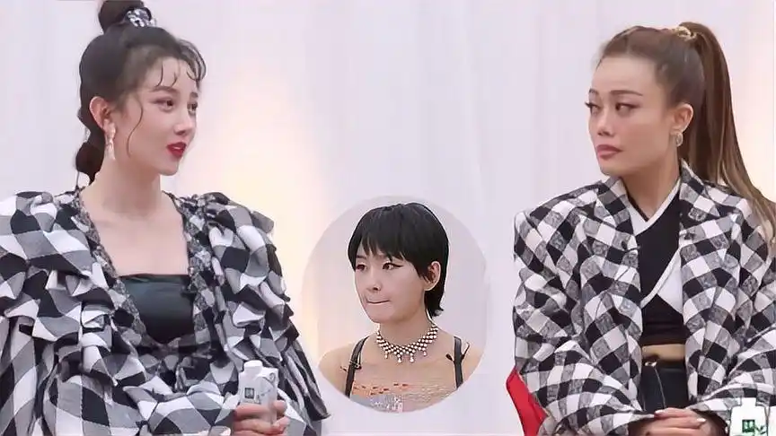 陈小纭想拉拢周笔畅,一眼识破,却没看到周笔畅容祖儿交换眼神