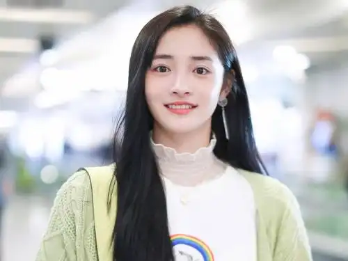 盘点娱乐圈八大方脸女星,看看谁最美?__凤凰网